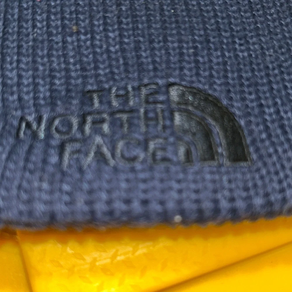 EUC The North Face navy beanie